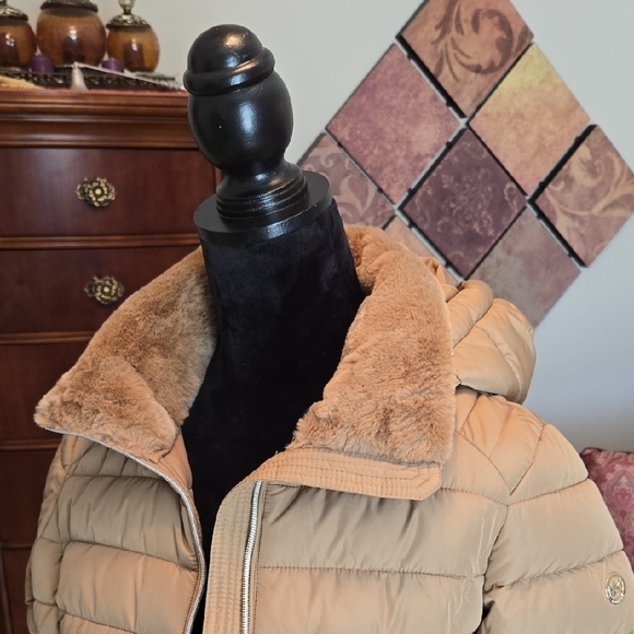 Michael Kors Beige Puffer Jacket - Picture 8 of 13